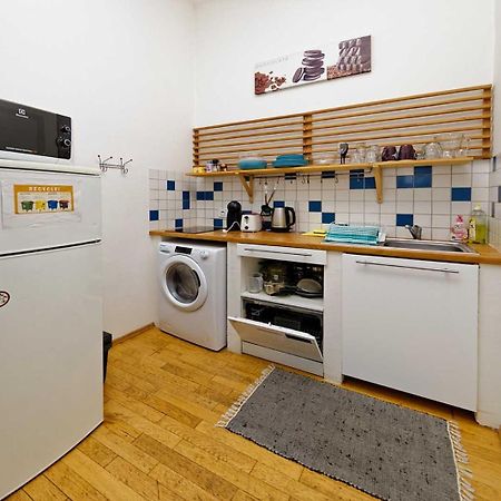 Peter'S Tower Apartments Praag Buitenkant foto
