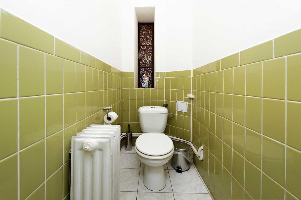 Peter'S Tower Apartments Praag Buitenkant foto
